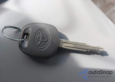 2015 Toyota Camry Le z USA, uszkodzony, nr VIN 4T1BF1FK7FU981589